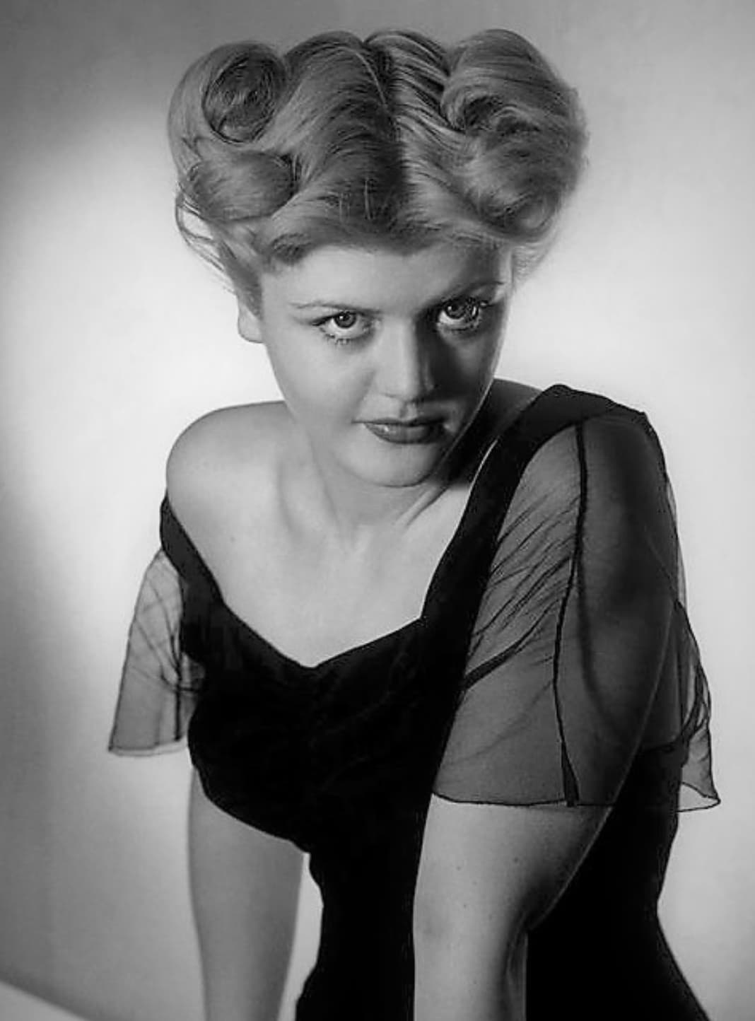 ”Angela Lansbury, 1944.” 